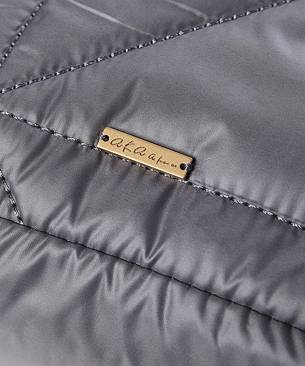our オーバルショルダーバッグ　ミルキーホワイト アンドシュエット & chouette キルティングショルダーバッグ (オフ