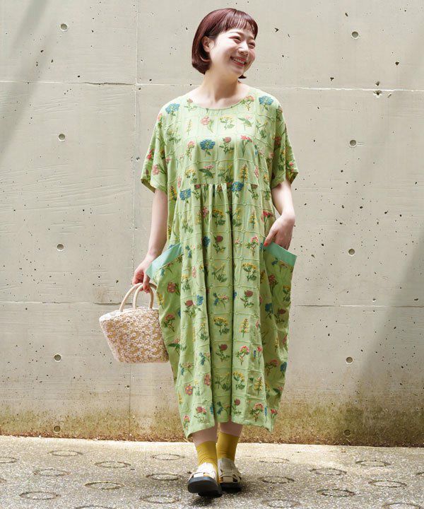 【新品タグ付】皇室御用達 コージワタナベ スティル 裾シルク刺繍ワンピ 9号 植物図鑑の世界刺繍OP | AS KNOW AS オンラインショップ