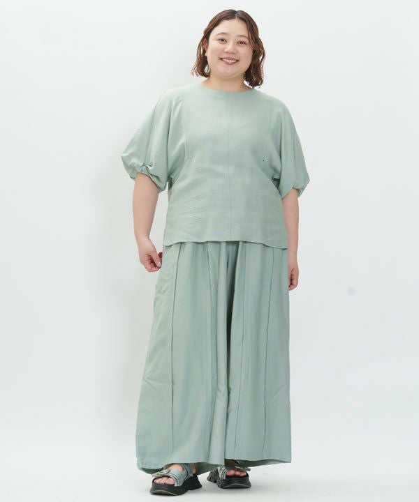 ミントグリーン