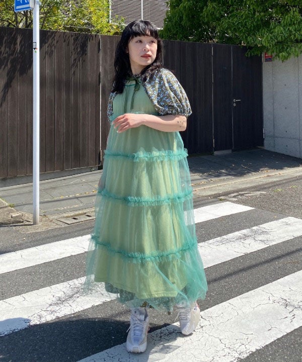グリーン