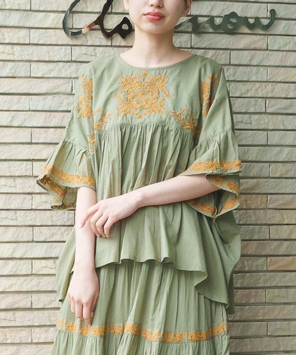 モチーフ刺繍でギャザBL | AS KNOW AS オンラインショップ