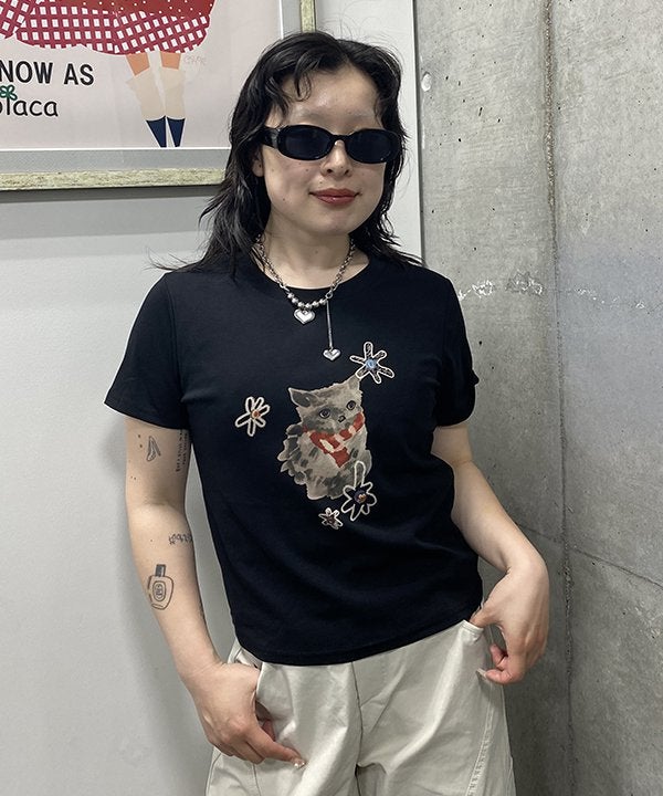 ブラック