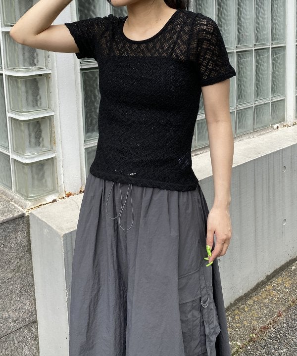 ブラック