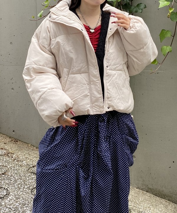アイボリー