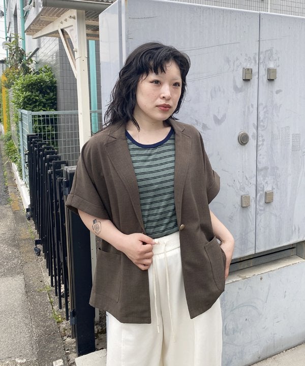 ブラウン