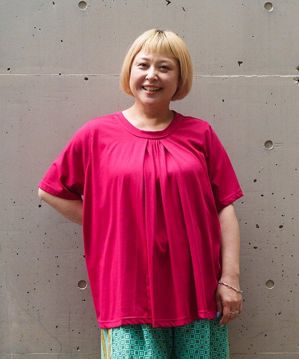 アカ