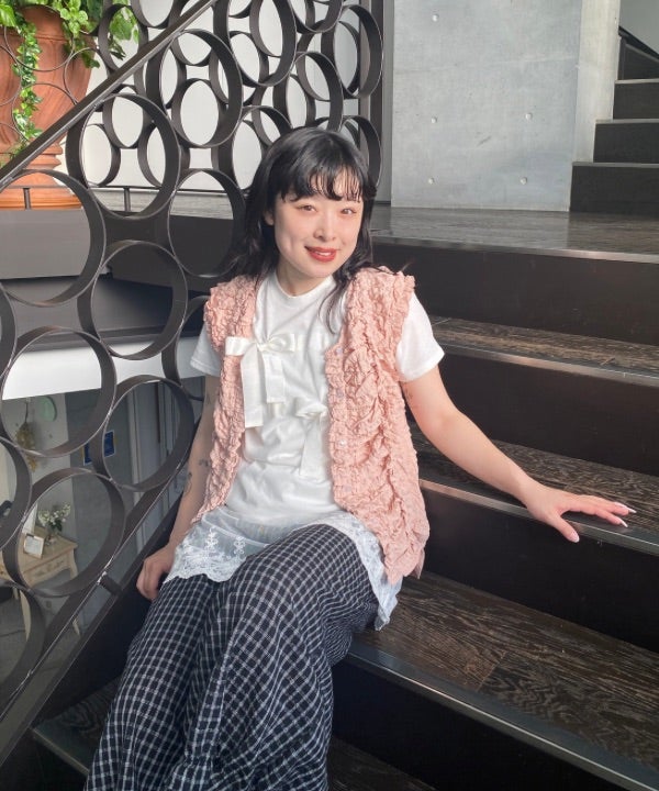 ピンク