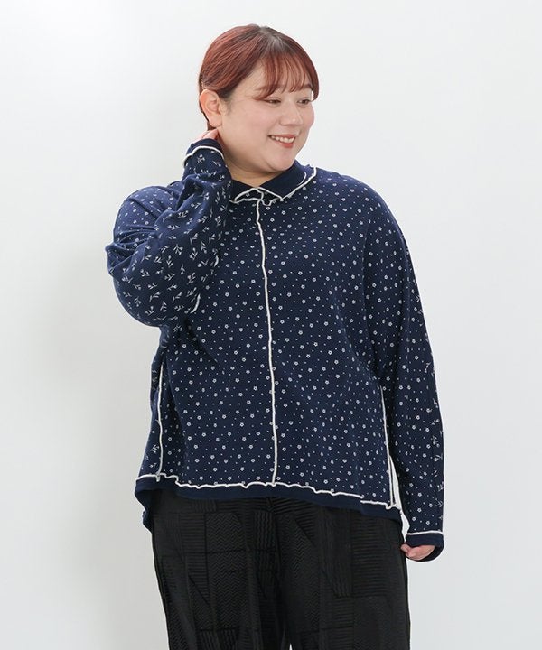 ネイビー