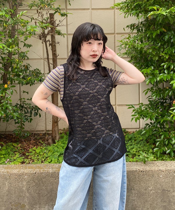 ブラック