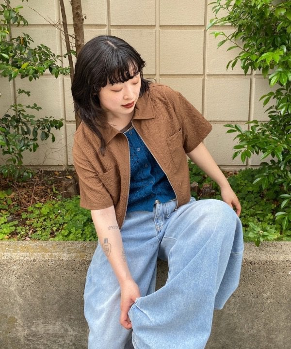 ブラウン