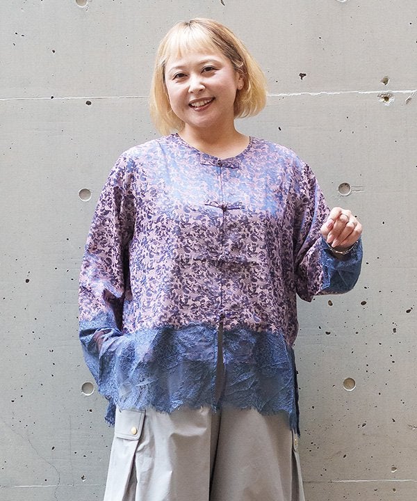ブルー
