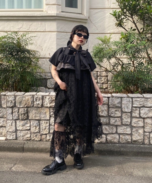 ブラック