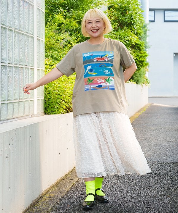 グレージュ