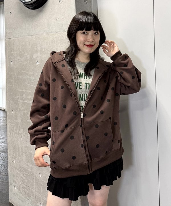 ブラウン