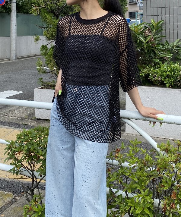 ブラック