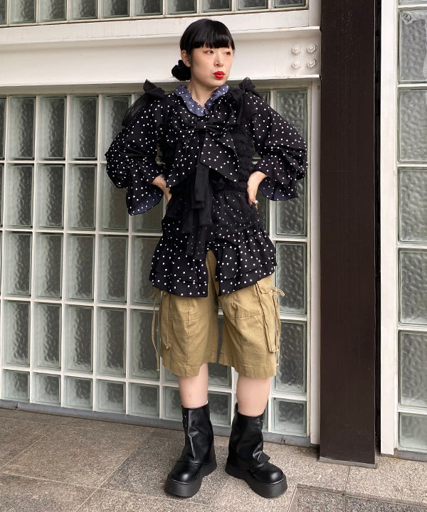 ピンク