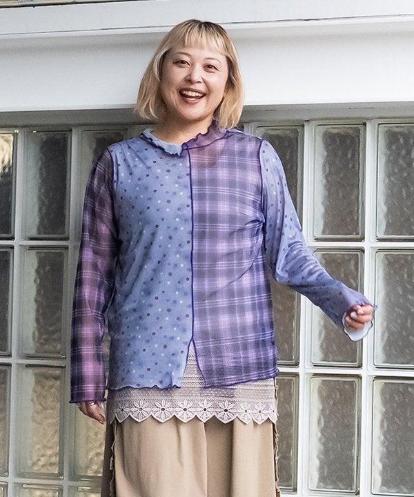 ブルー