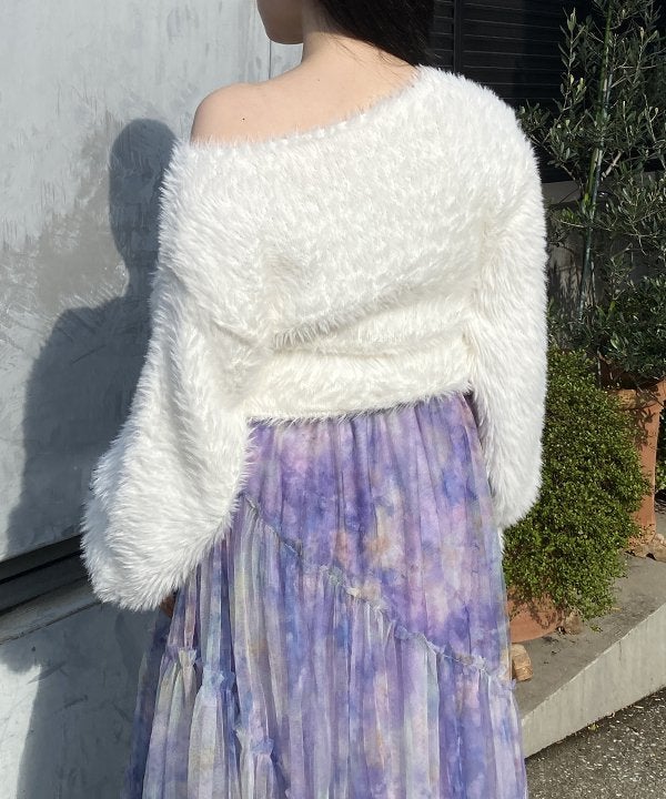 グレー