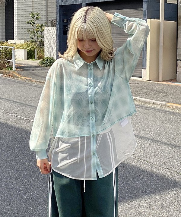 グリーン